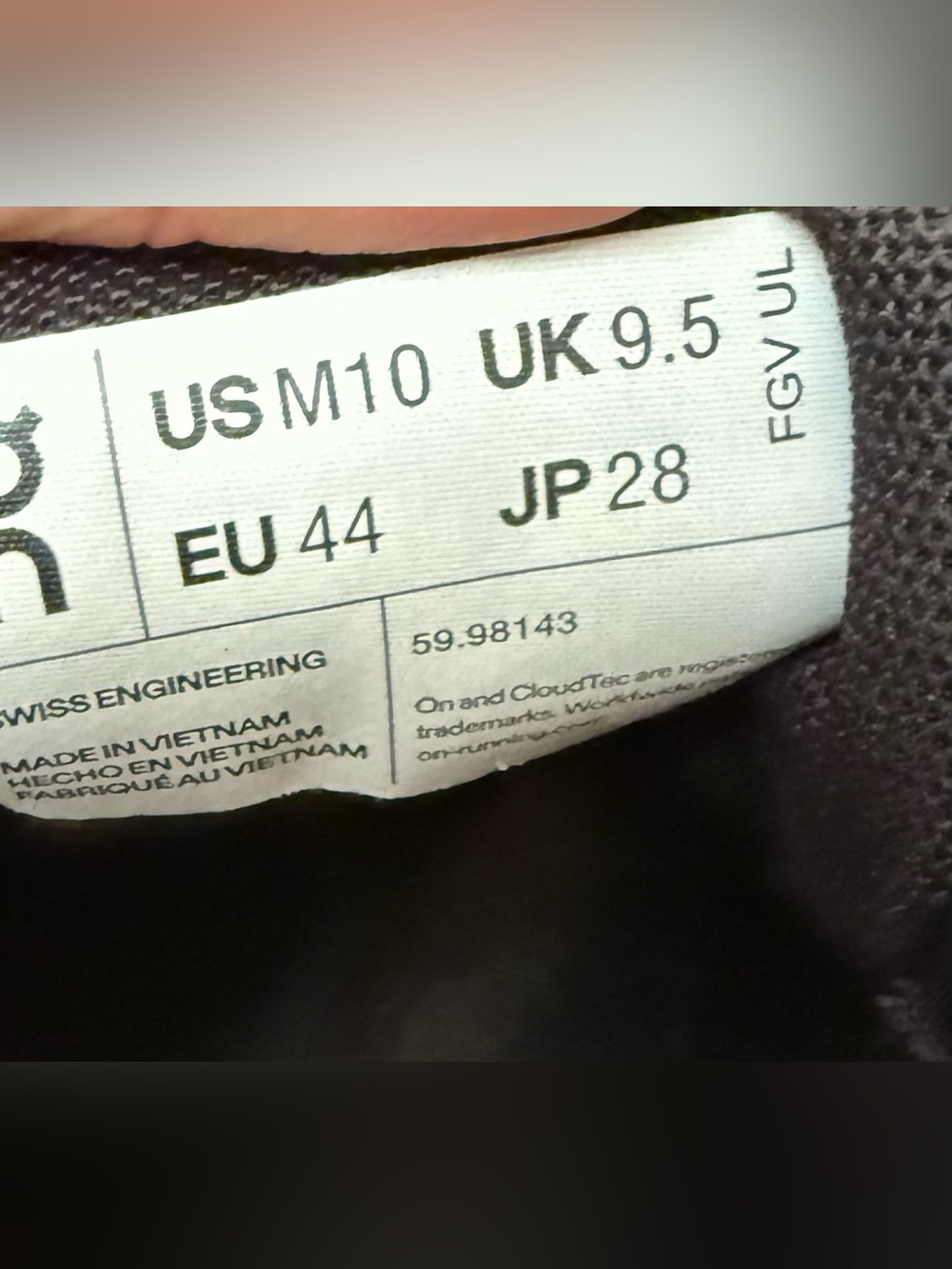 ON RUNNING Cloud 5 Waterproof Navy Ink Men’s Size 10 - Picture 7 of 7